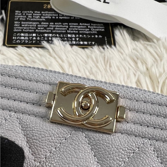 SOLD Authentic CHANEL Caviar Quilted Boy Zip Around Coin Purse - Picture 5 of 10